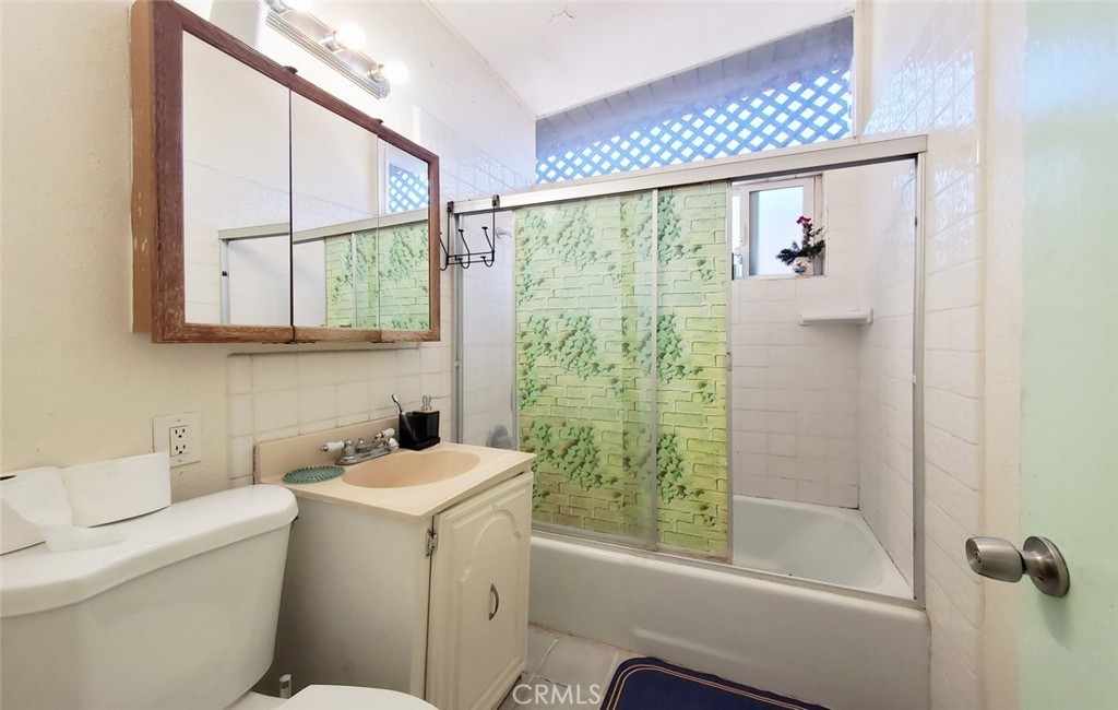 MLS #OC25269200 image #21