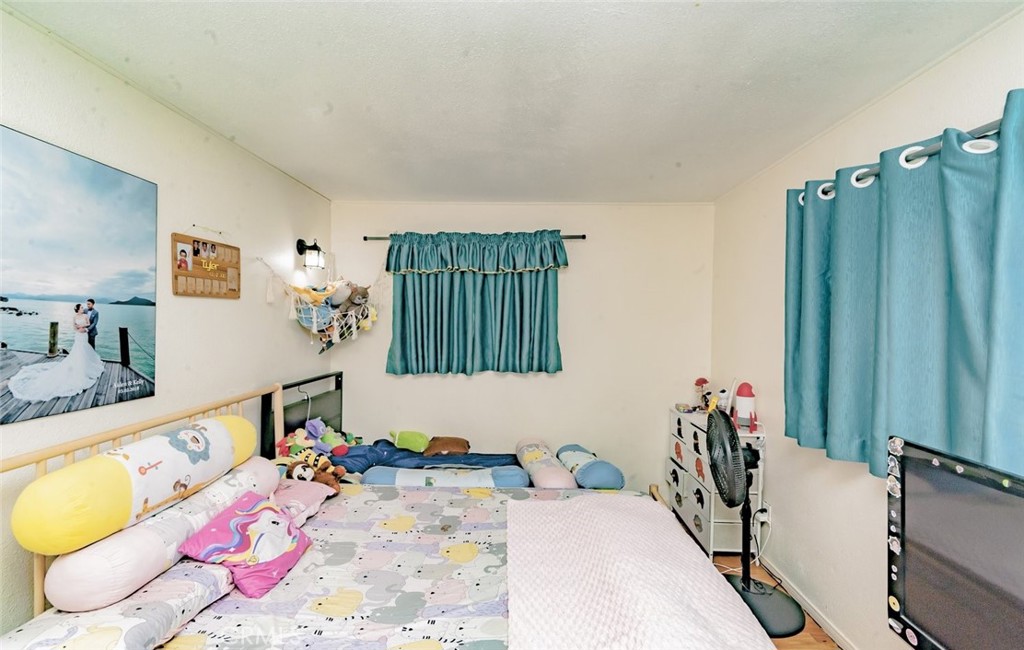 MLS #OC25269200 image #26