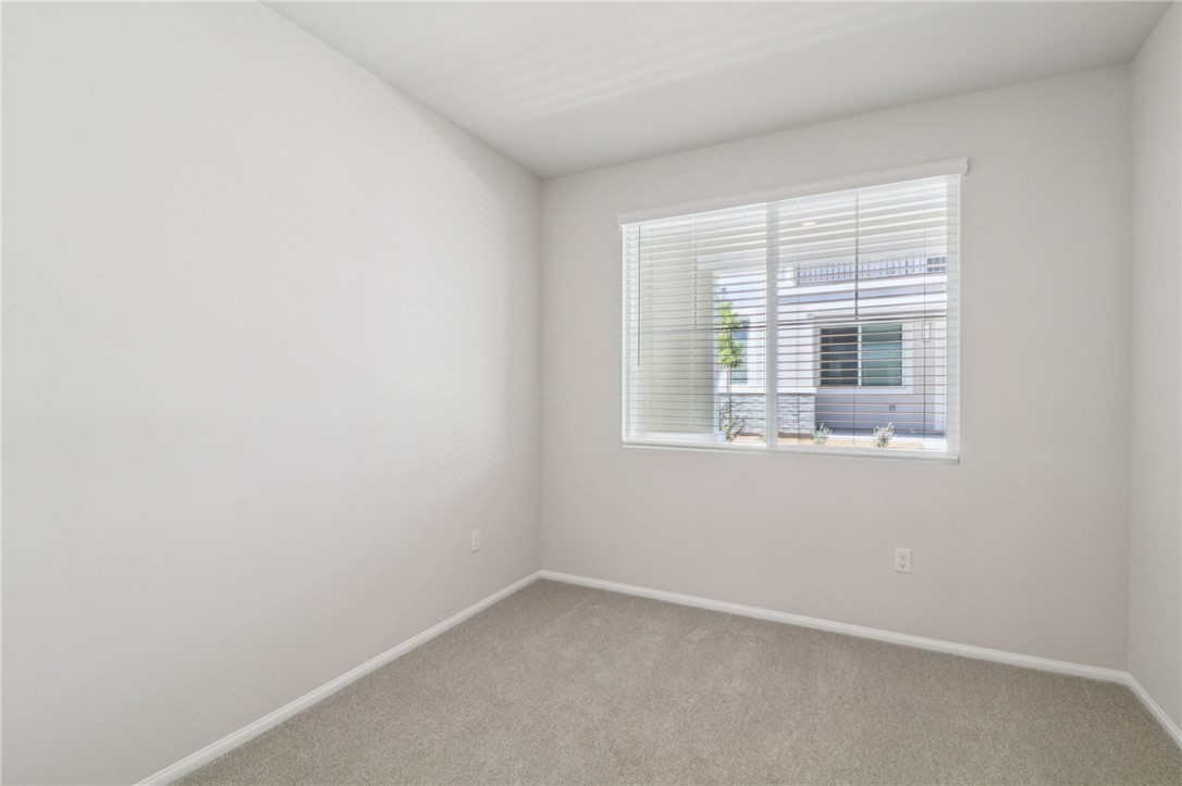 MLS #OC25269275 image #10