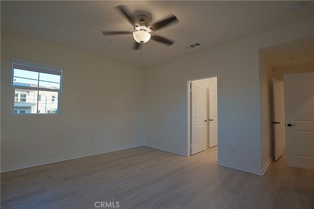 MLS #OC25269301 image #22