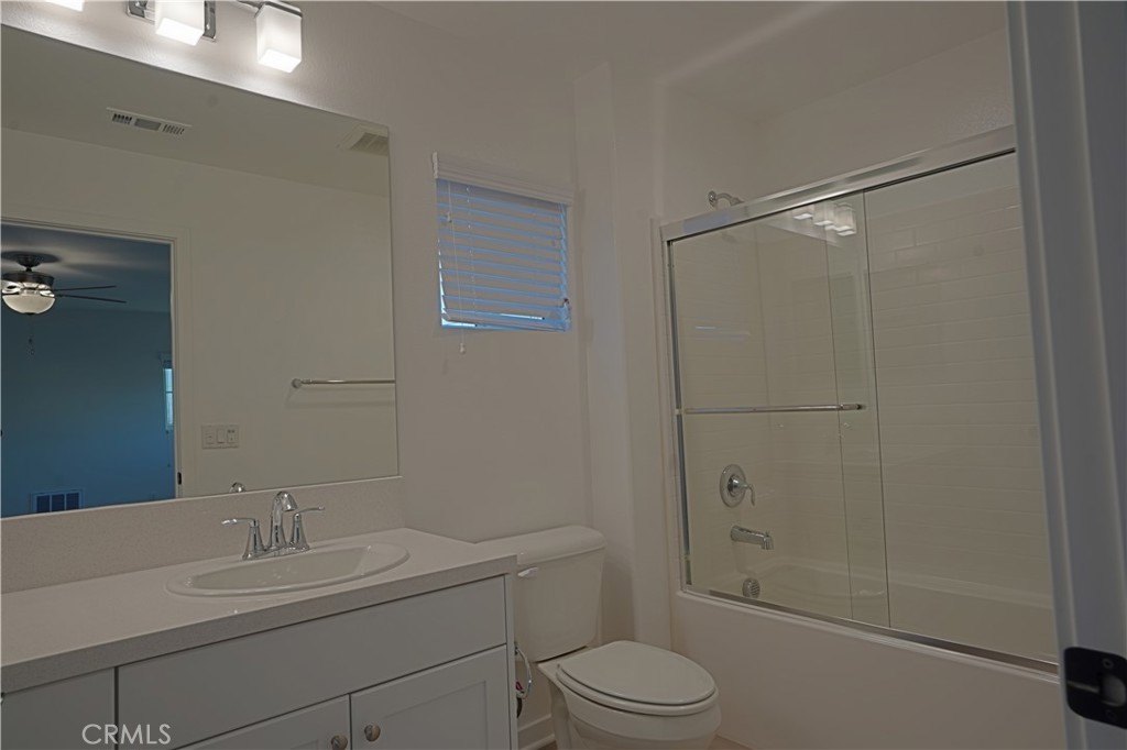 MLS #OC25269301 image #28