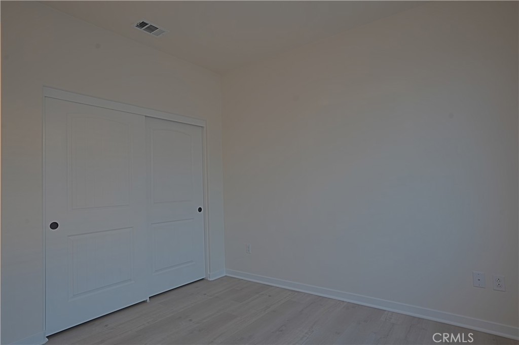 MLS #OC25269301 image #8