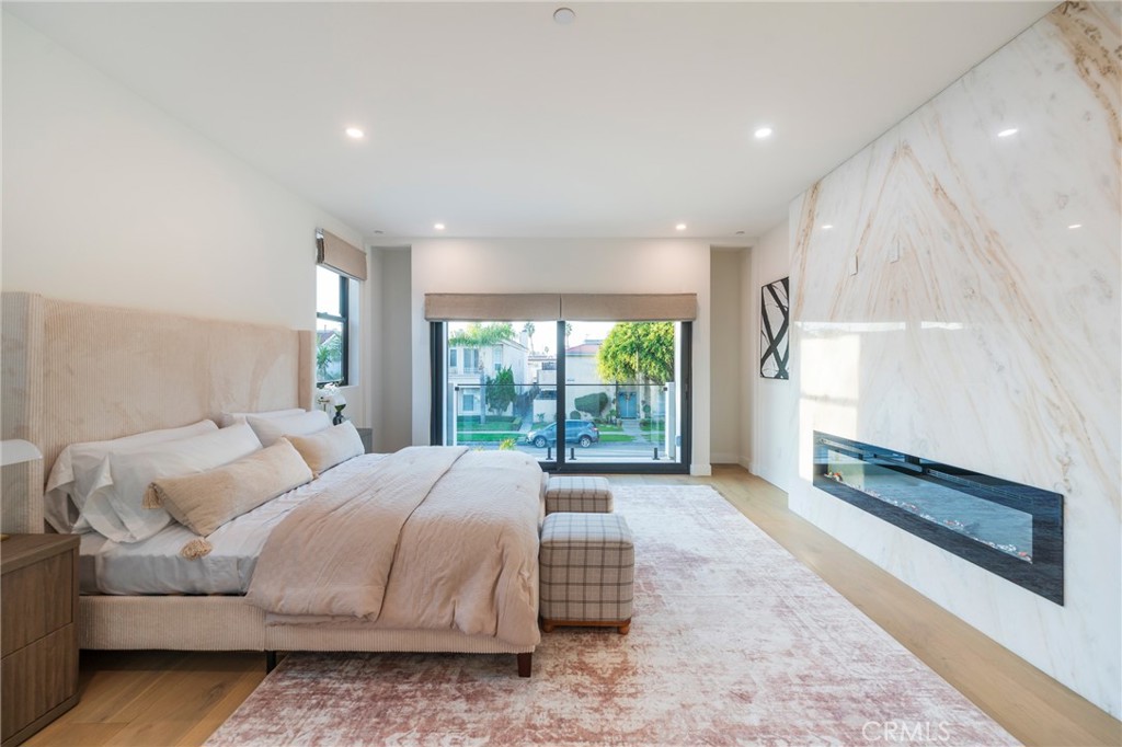 MLS #OC25269306 image #29