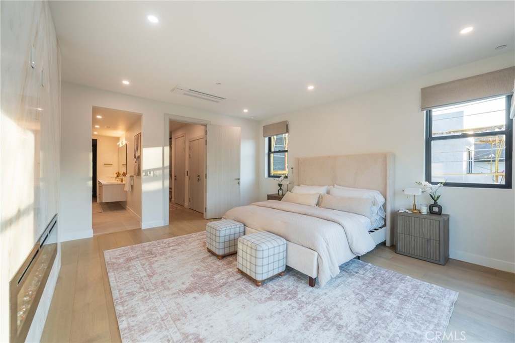 MLS #OC25269306 image #30