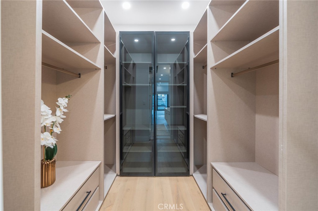 MLS #OC25269306 image #33