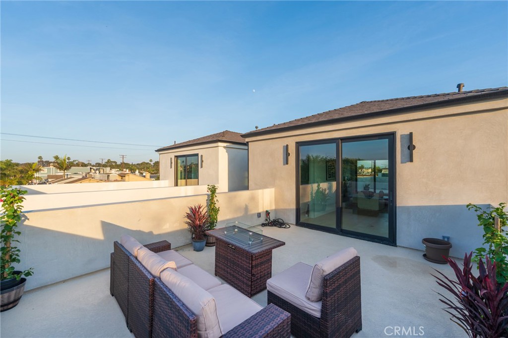 MLS #OC25269306 image #40