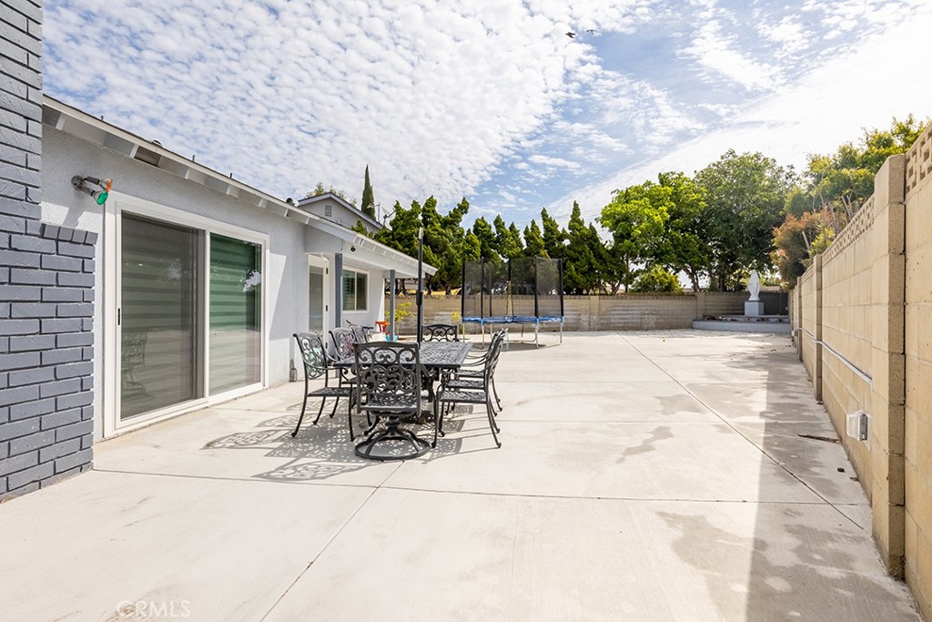 MLS #OC25269311 image #35