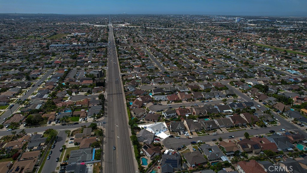 MLS #OC25269311 image #41