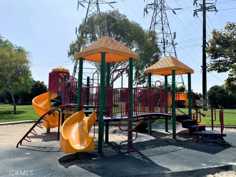 MLS #OC25269311 image #54