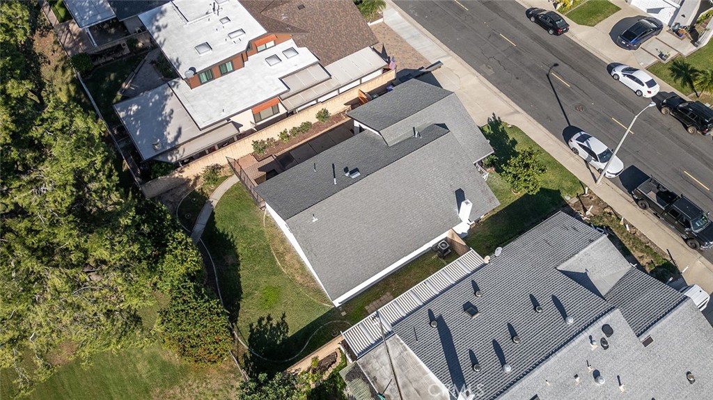 MLS #OC25269322 image #18