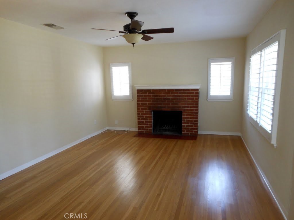 MLS #OC25269326 image #3