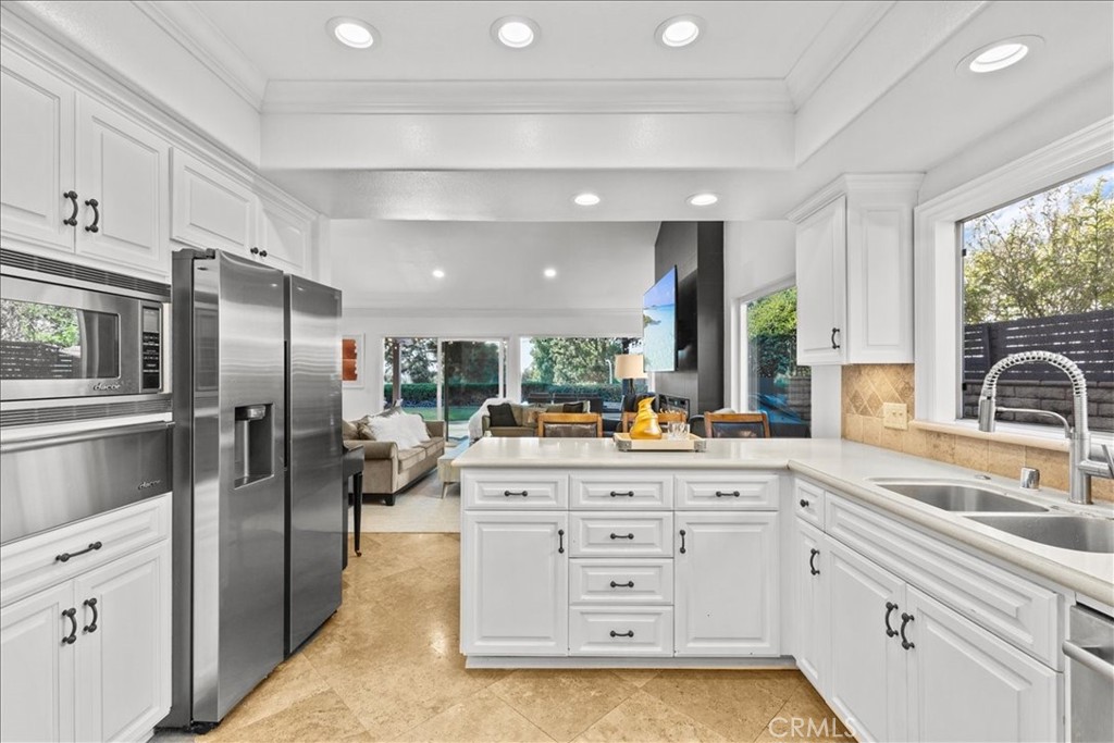 MLS #OC25269348 image #12