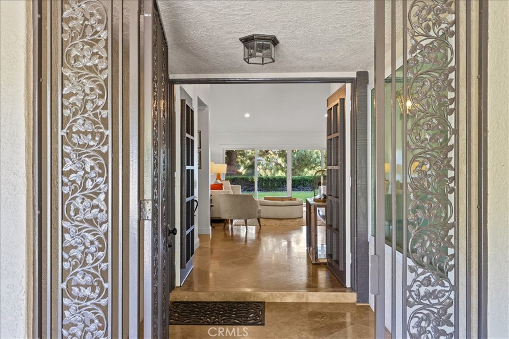 MLS #OC25269348 image #22