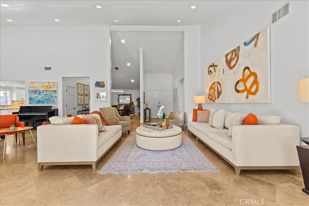 MLS #OC25269348 image #3