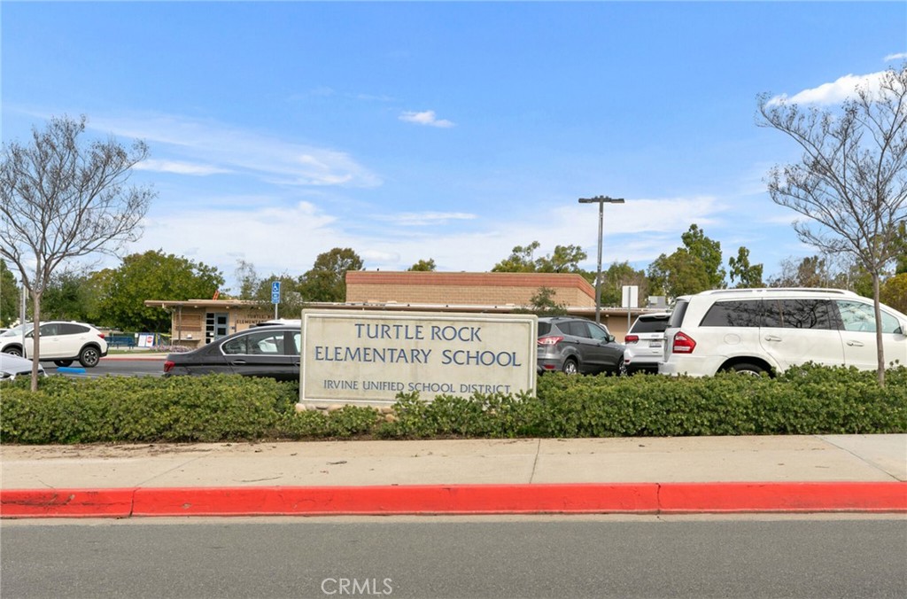 MLS #OC25269348 image #40