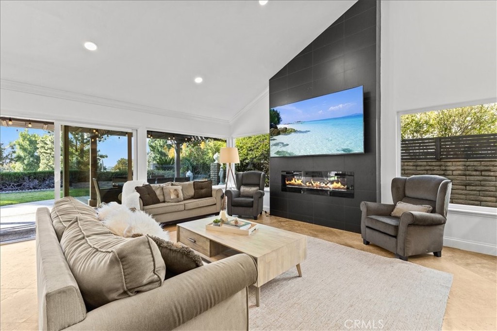 MLS #OC25269348 image #5