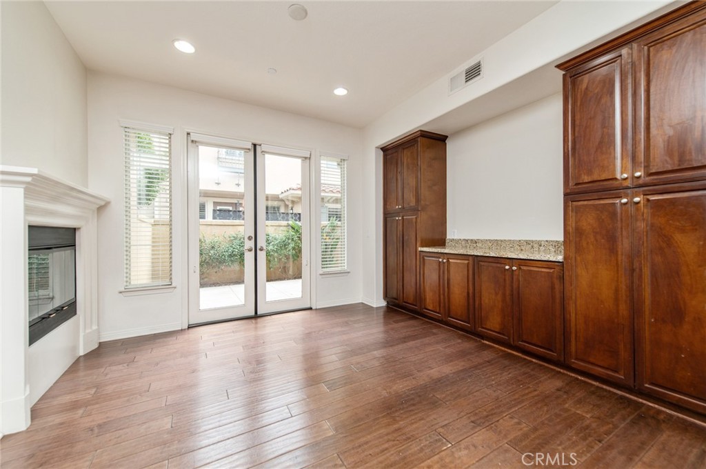 MLS #OC25269357 image #24