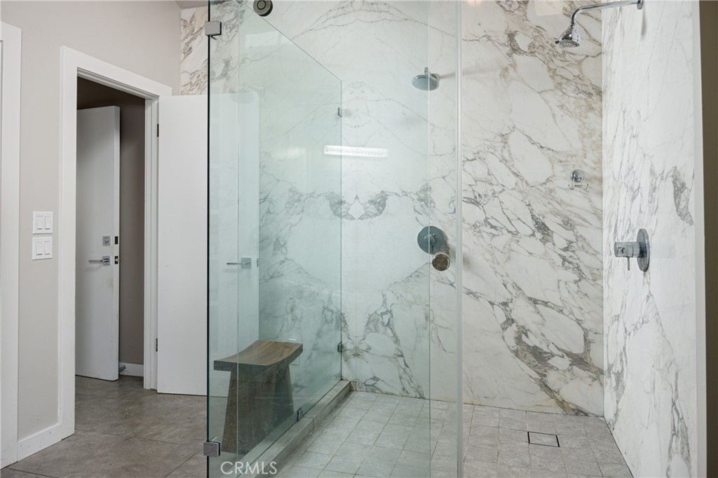 MLS #OC25269364 image #17