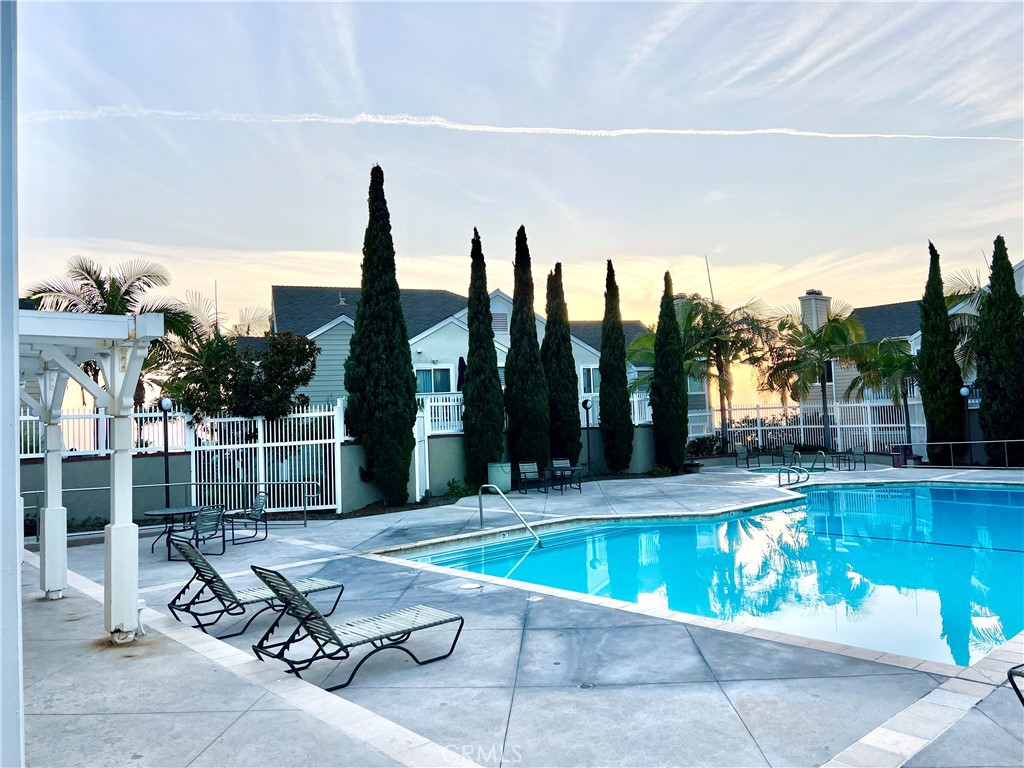 MLS #OC25269387 image #10