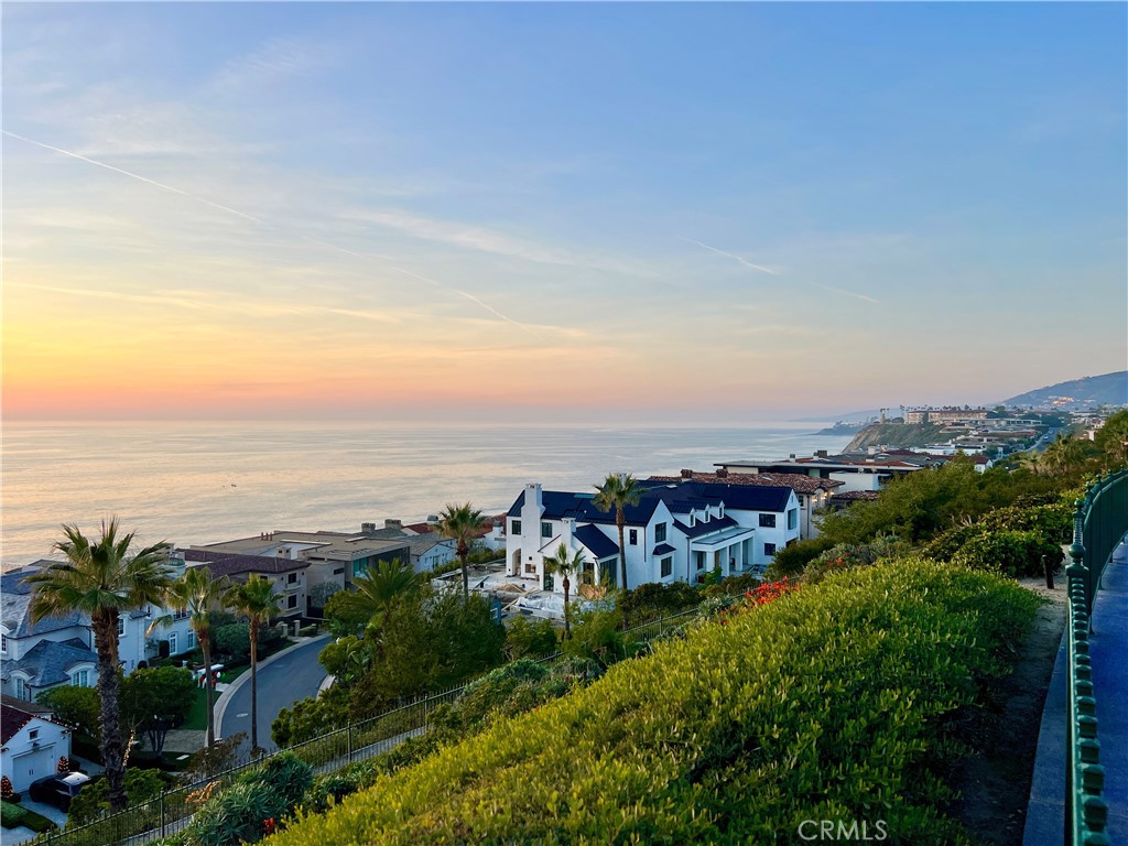 MLS #OC25269387 image #15