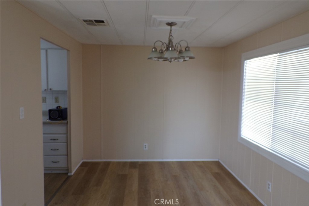 MLS #OC25269388 image #1