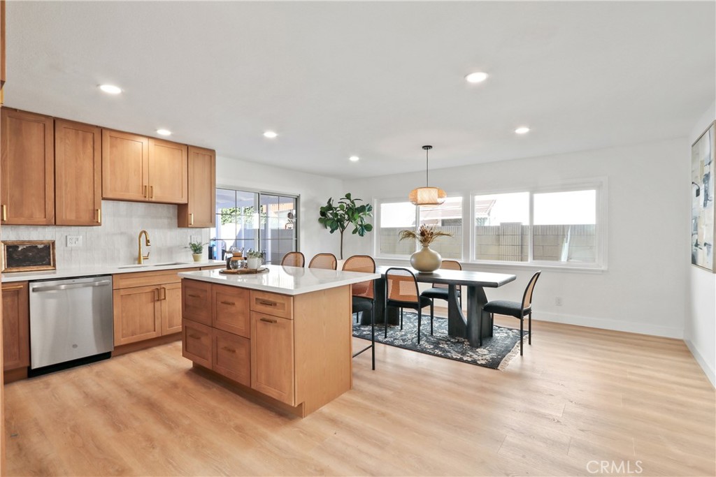 MLS #OC25269398 image #8