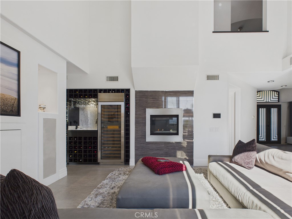 MLS #OC25269403 image #10