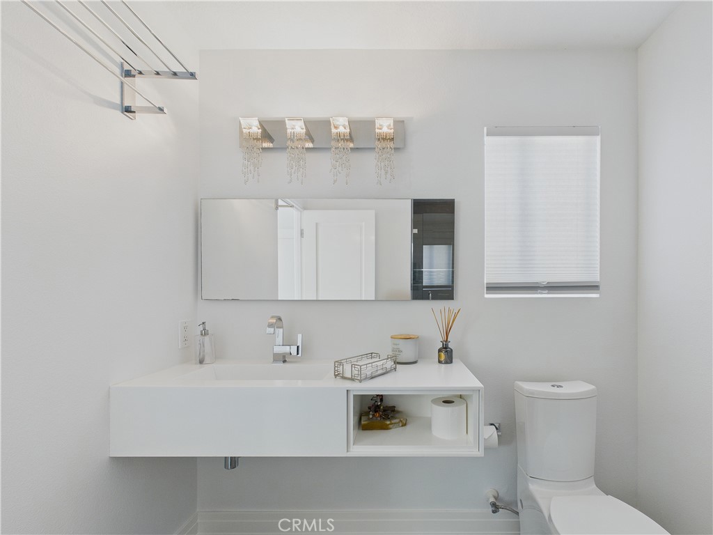 MLS #OC25269403 image #16