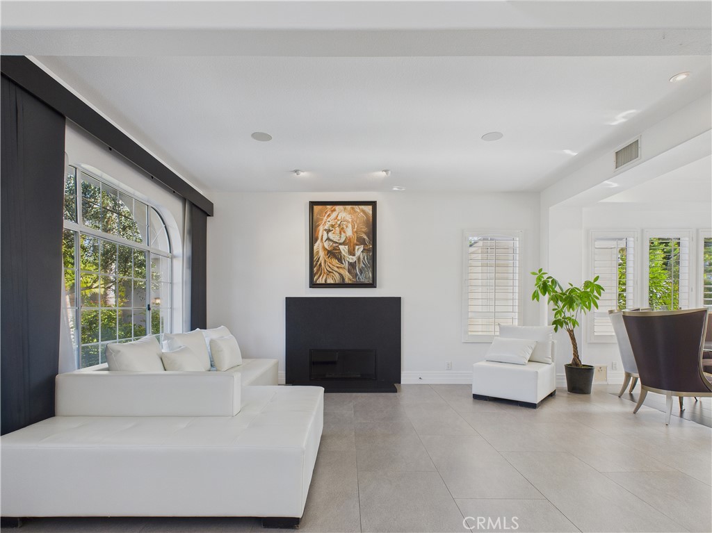 MLS #OC25269403 image #6