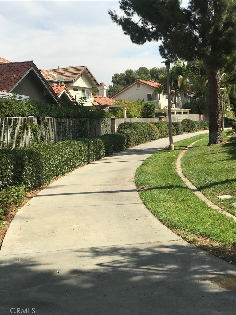 MLS #OC25269427 image #32