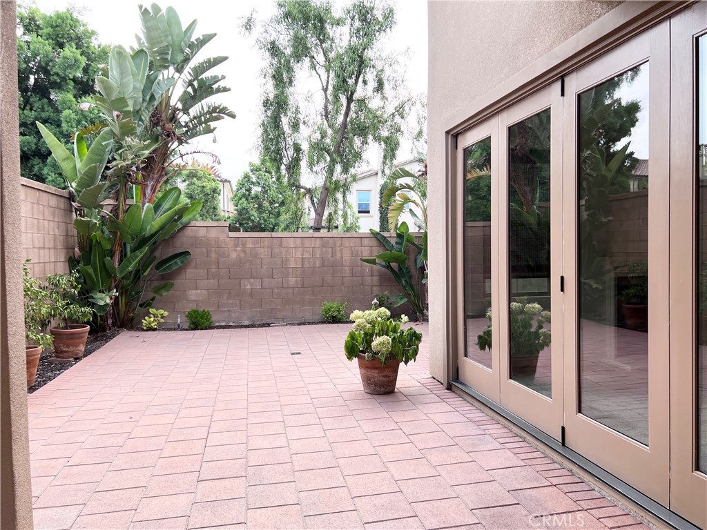 MLS #OC25269429 image #15