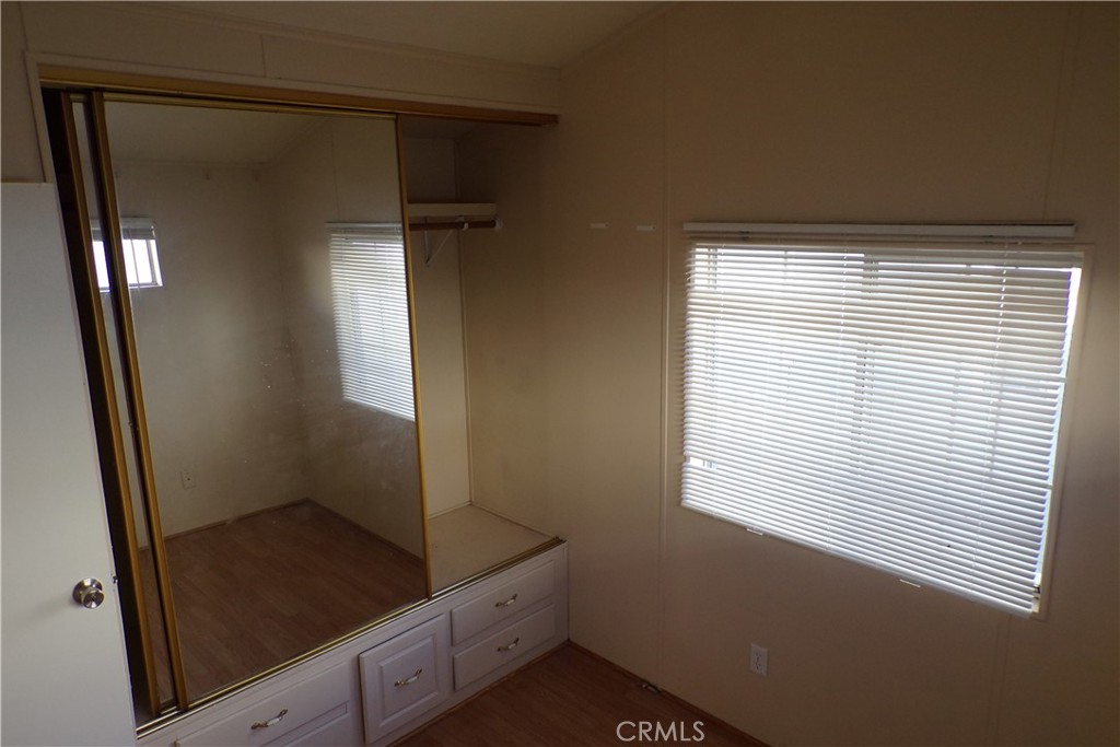 MLS #OC25269436 image #7