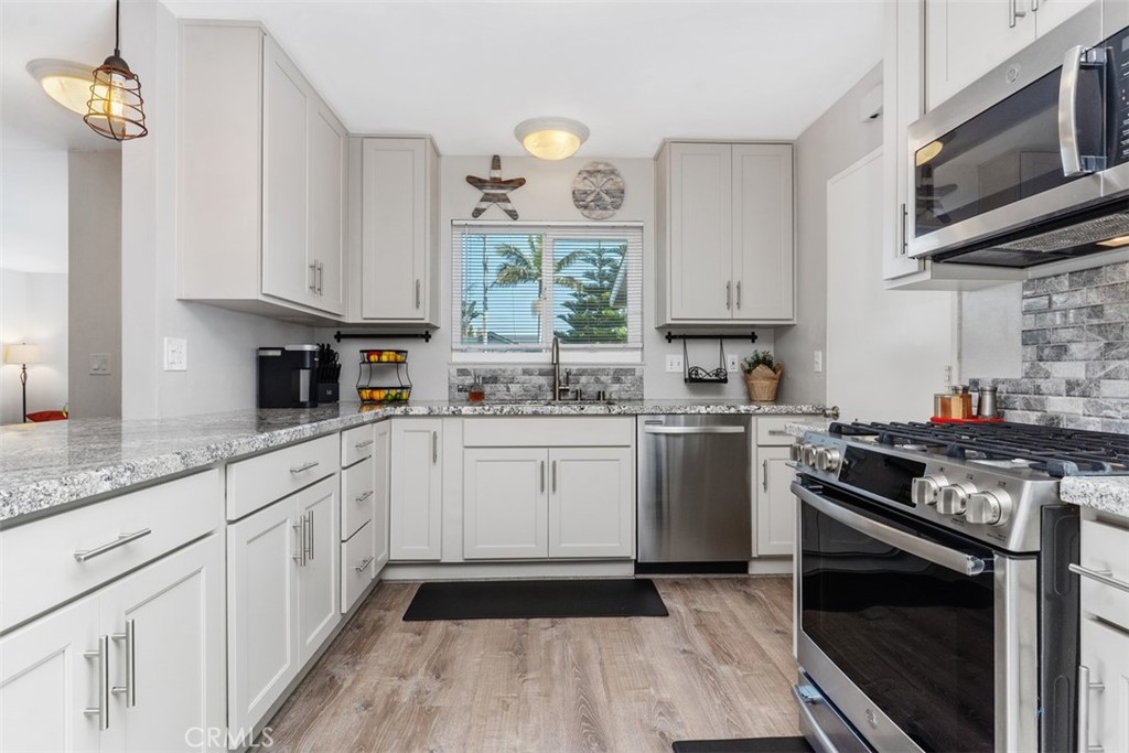 MLS #OC25269477 image #18