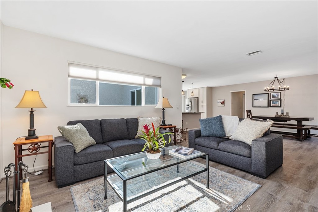 MLS #OC25269477 image #8