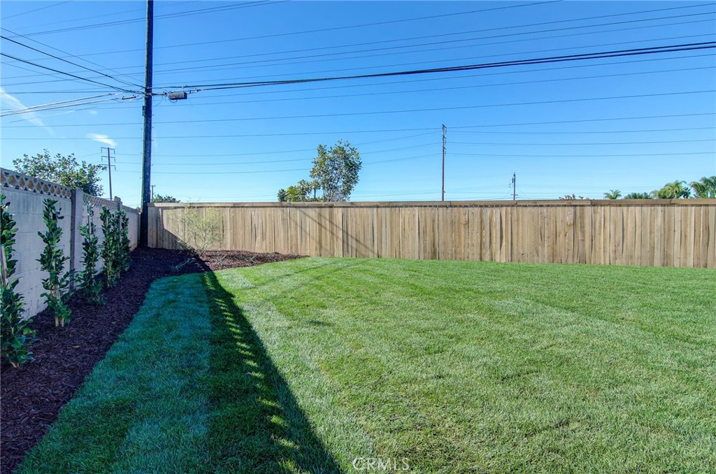 MLS #OC25269502 image #24