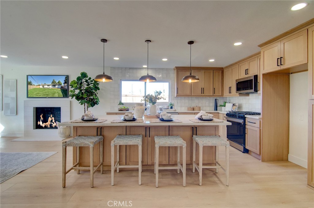 MLS #OC25269502 image #3