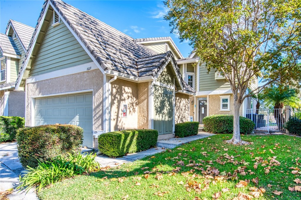 MLS #OC25269522 image #1