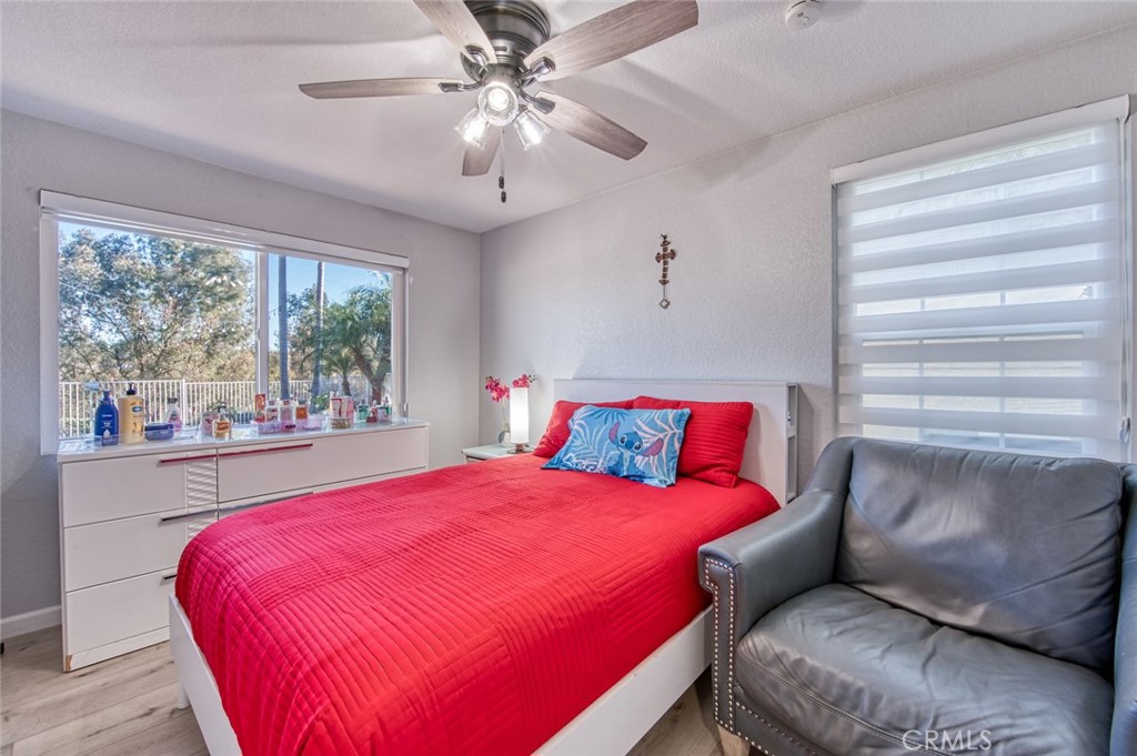 MLS #OC25269522 image #10