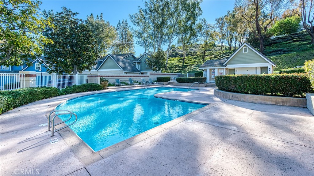 MLS #OC25269522 image #25