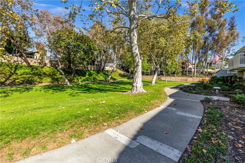 MLS #OC25269572 image #24