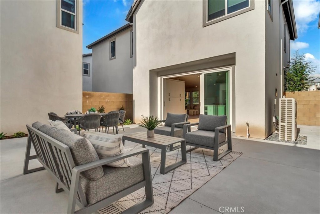 MLS #OC25269602 image #24