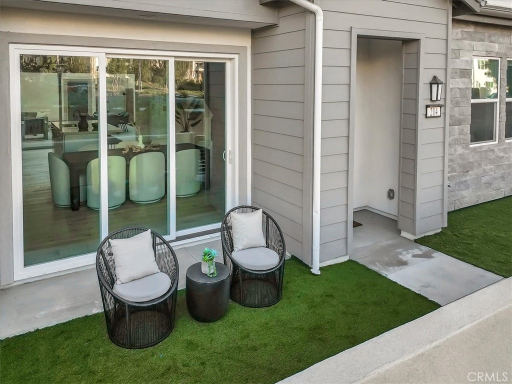 MLS #OC25269602 image #29