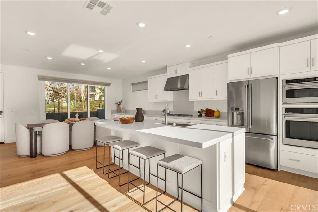 MLS #OC25269602 image #3