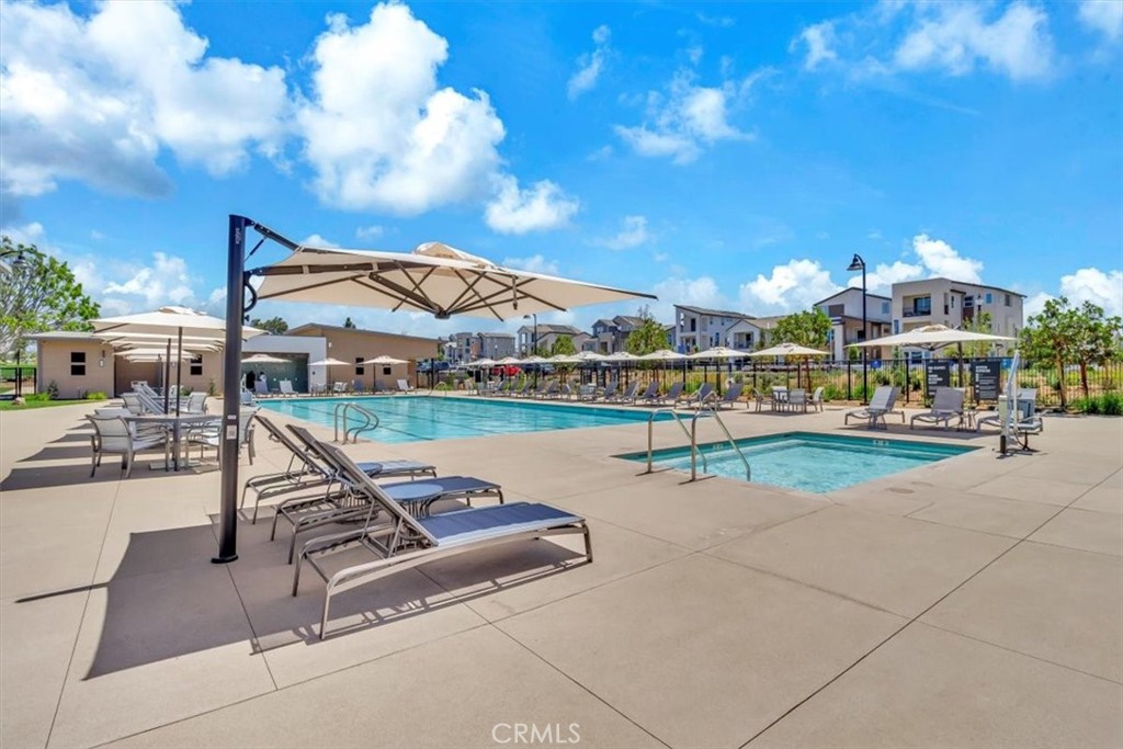 MLS #OC25269602 image #35