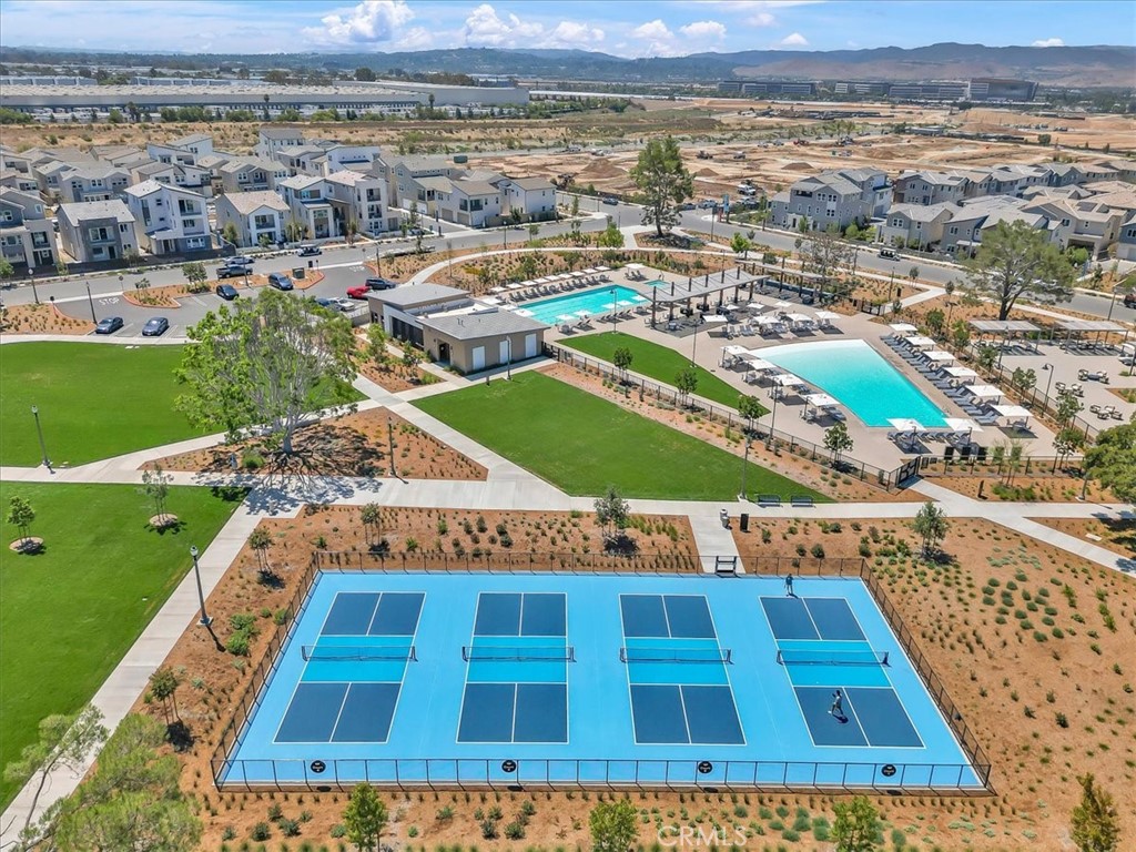 MLS #OC25269602 image #37