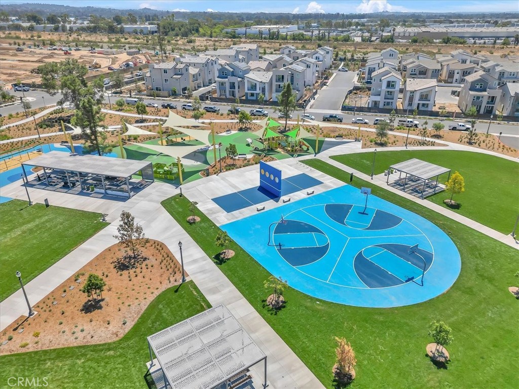 MLS #OC25269602 image #38