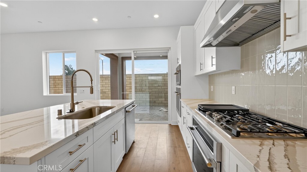 MLS #OC25269643 image #17