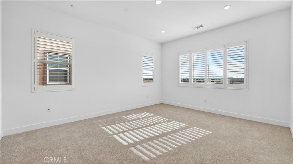 MLS #OC25269643 image #26