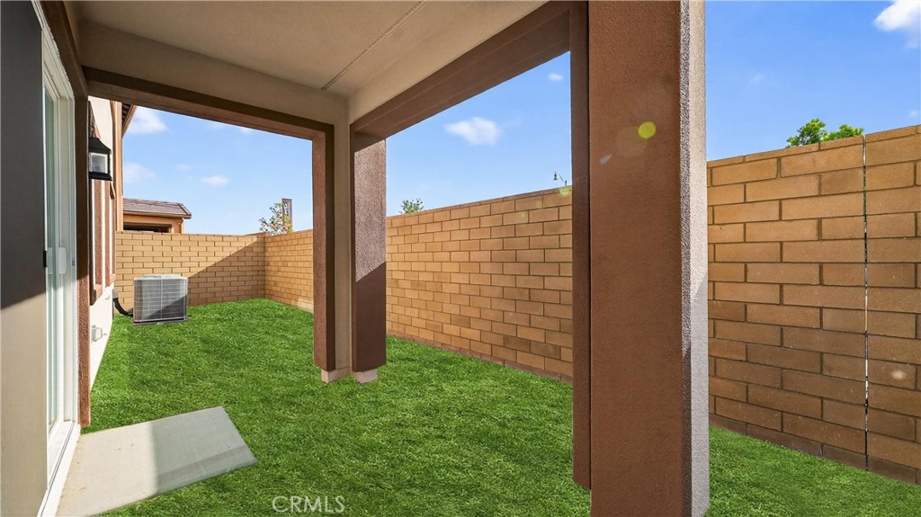 MLS #OC25269643 image #31