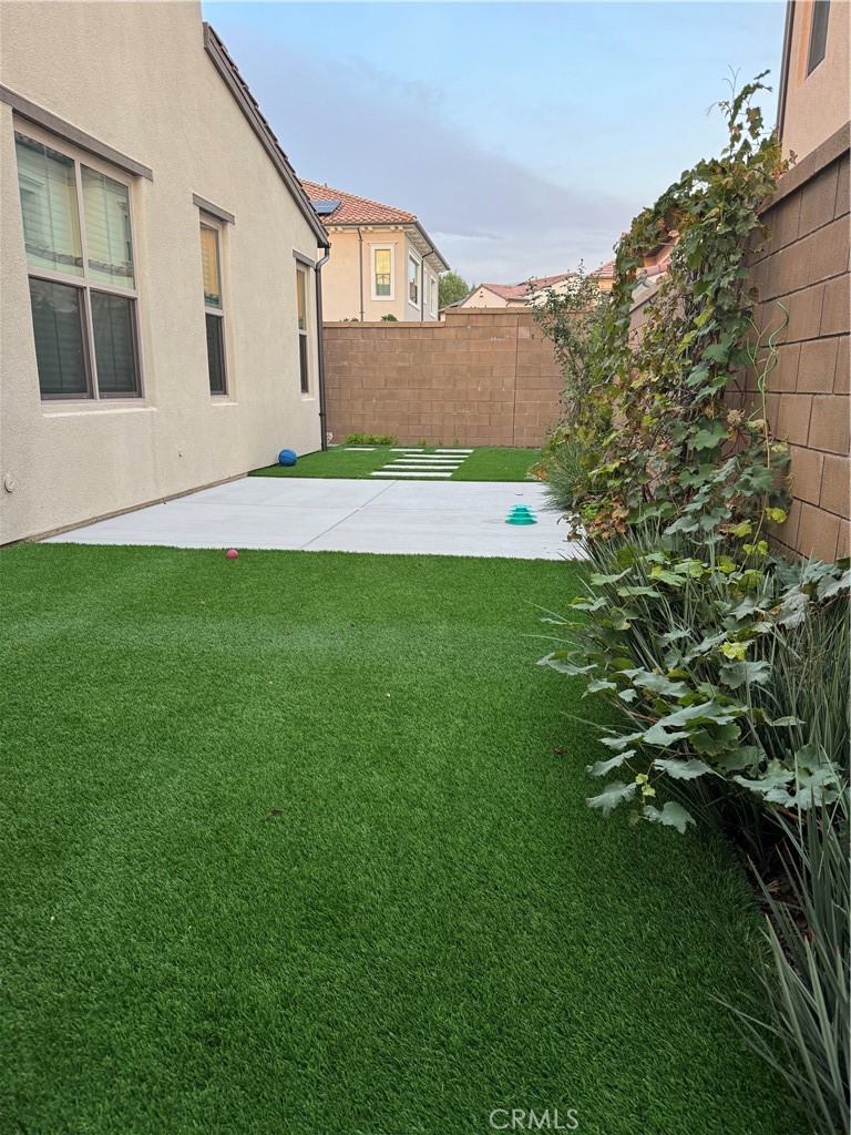 MLS #OC25269645 image #2